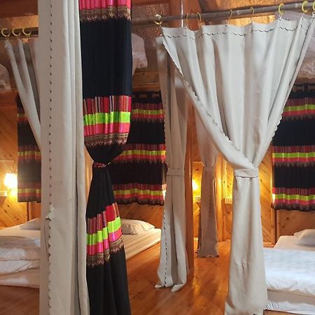 Bac Ha Threeland Homestay 外观 照片