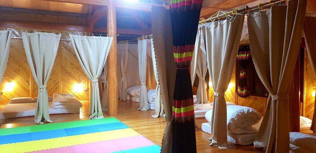 Bac Ha Threeland Homestay 外观 照片